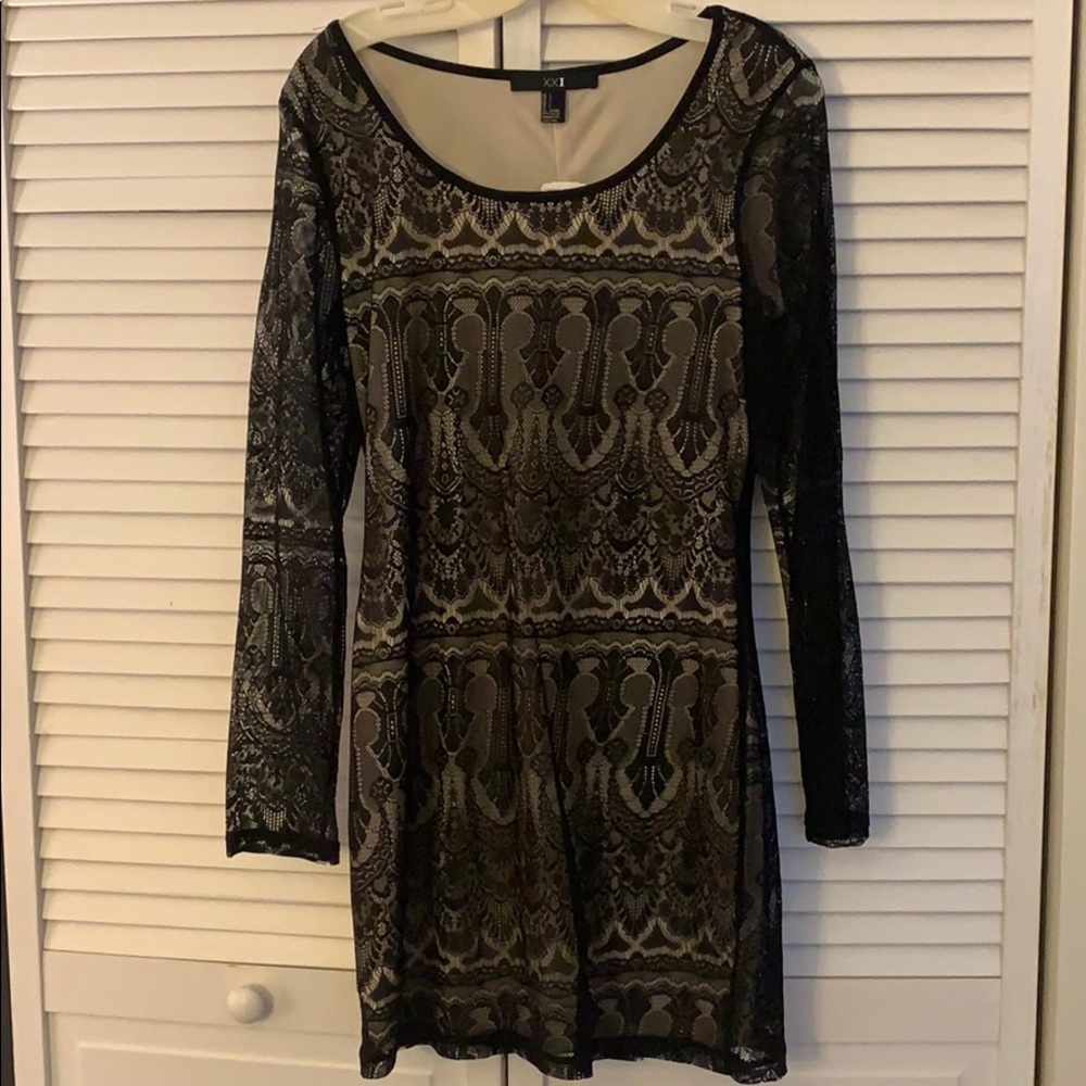 Forever 21 lace dress